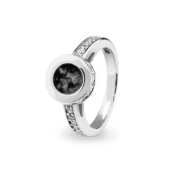 Round Halo Memorial Ashes Ring With Fine Crystals -Inscripture EV R 312 Black Halo Ashes Ring Ashes Jewellery 1000x1000 1