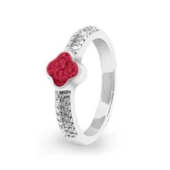 Clover Memorial Ashes Ring -Inscripture ew r 350 sswg red Ashes Ring Ashes Jewellery 1000x1000 1