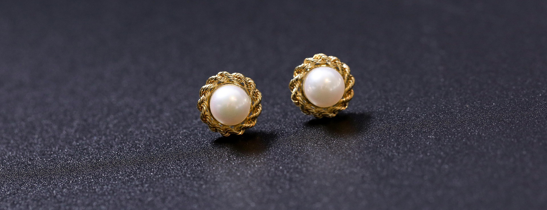 Inscripture 3 Inscripture -Inscripture jewelry 2524639 1920